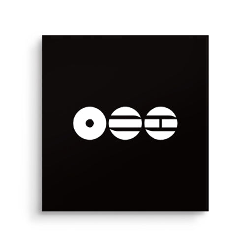 BTS - ARIRANG / T-Shirt CD Box Set (Random) *LIMITED*