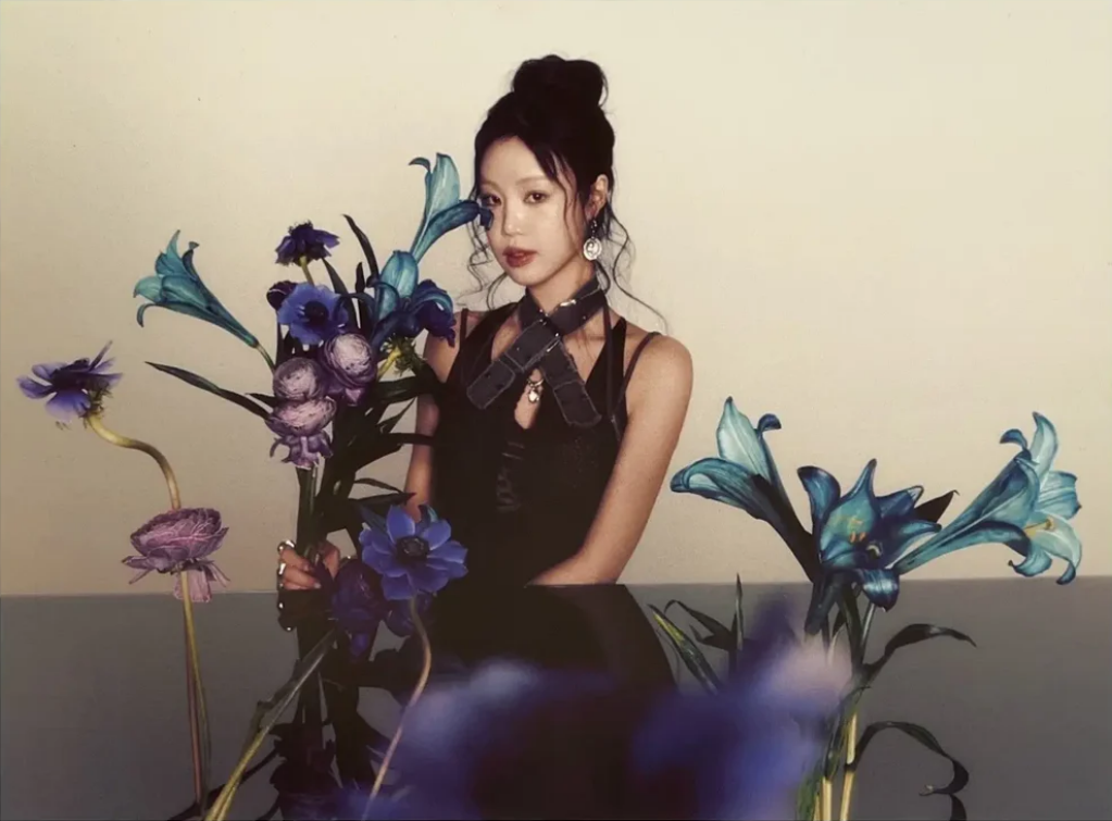 Poster: SOOJIN - RIZZ (CHOOSE VERSION) - K-Pop Time