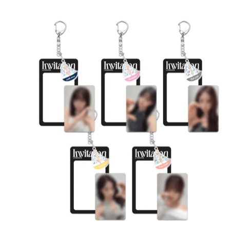 LE SSERAFIM - INVITATION VR CONCERT OFFICIAL MD / PHOTOCARD HOLDER & KEYRING SET